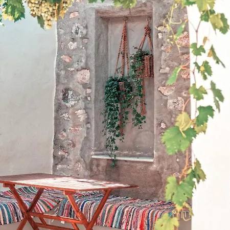 Agnes Country house Ano Syros